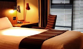 Village Hotel 4*