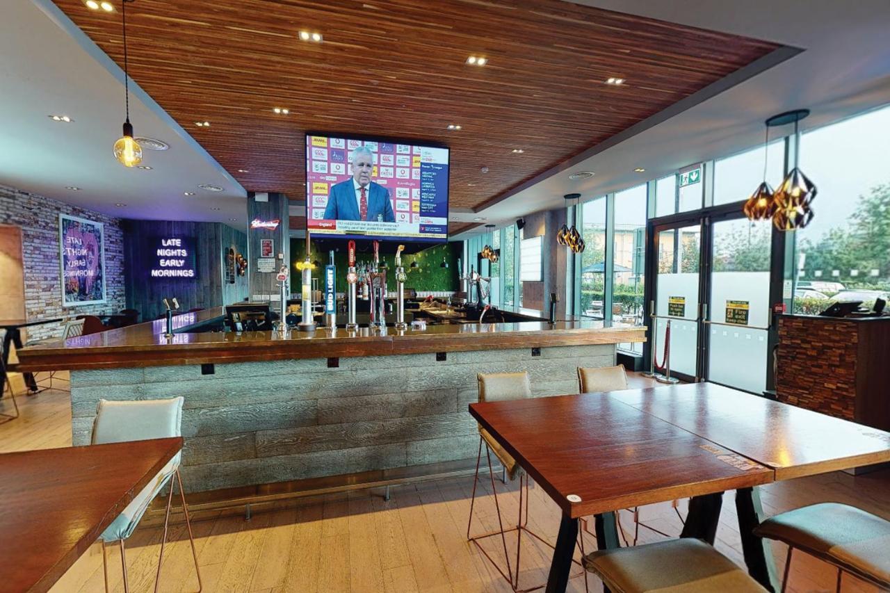 Village Hotel 4*